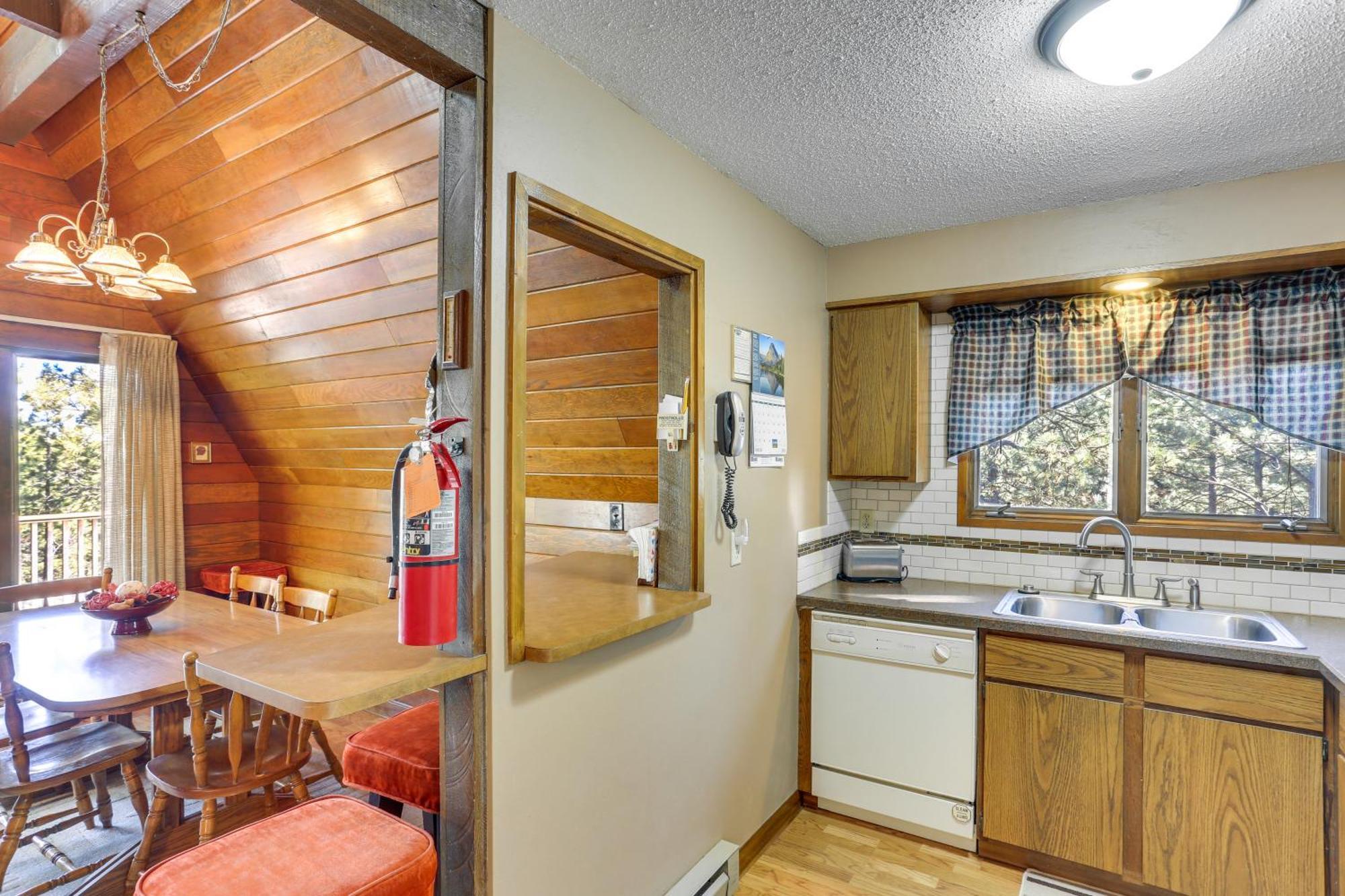 Cozy Black Hills Nature Retreat With Private Deck! Rapid Stadt Exterior foto